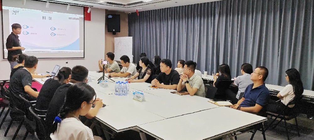 微視光電銷(xiāo)售年中經(jīng)營(yíng)分析會(huì)：回顧輝煌，共啟新程